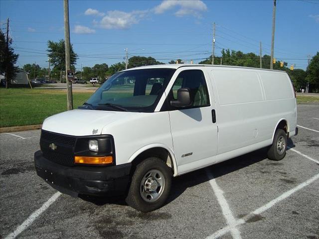 2004 Chevrolet Express Unknown