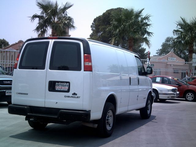 2005 Chevrolet Express Coupe 4D