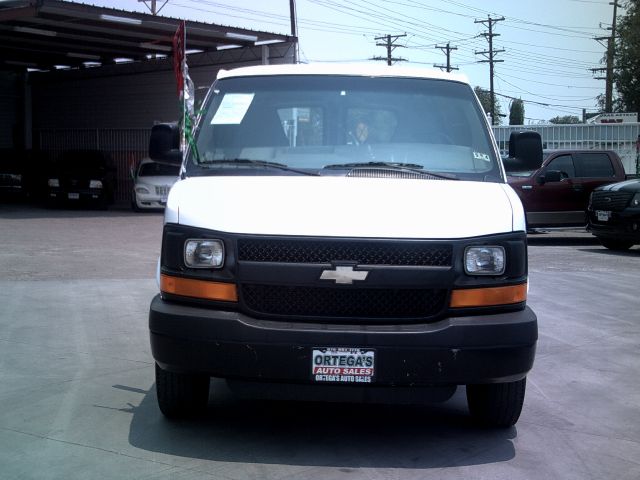 2005 Chevrolet Express Coupe 4D