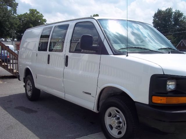 2005 Chevrolet Express Coupe 4D