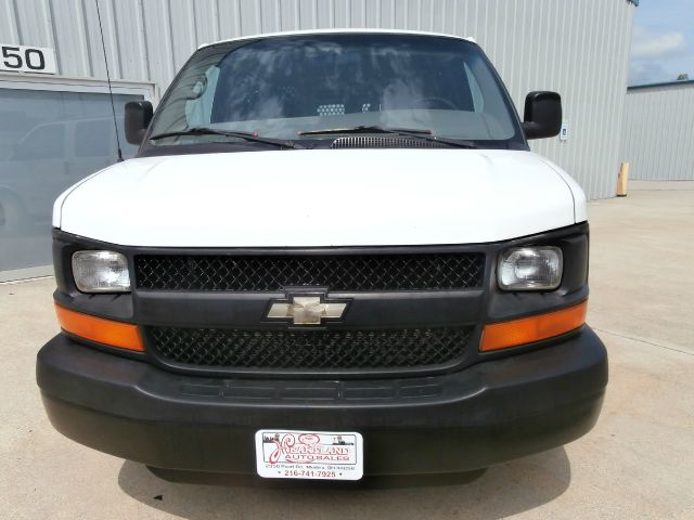 2005 Chevrolet Express Coupe 4D