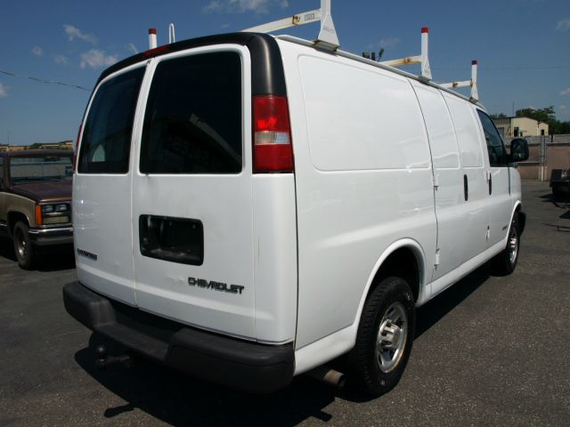 2005 Chevrolet Express Coupe 4D