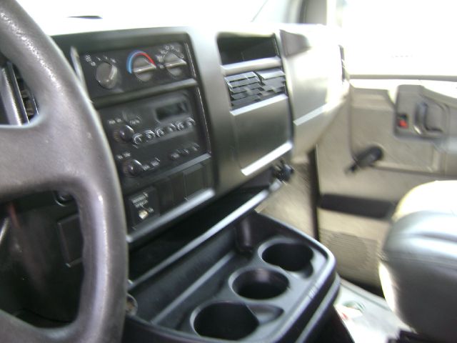 2005 Chevrolet Express Coupe 4D