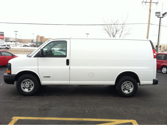 2005 Chevrolet Express Coupe 4D