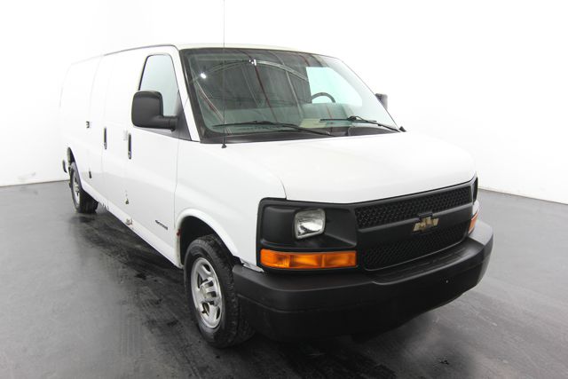 2005 Chevrolet Express REG WB