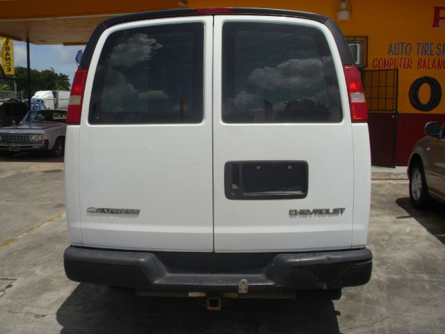 2005 Chevrolet Express Coupe 4D