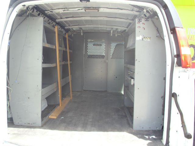 2005 Chevrolet Express Coupe 4D