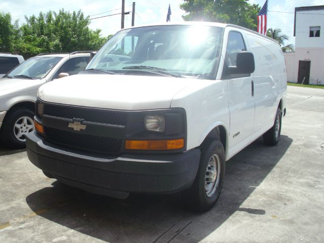 2005 Chevrolet Express Coupe 4D