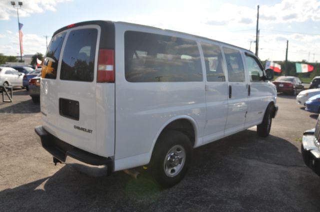 2005 Chevrolet Express Limited Sport Utility 4D