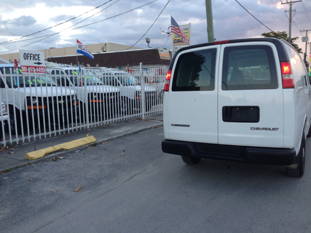 2005 Chevrolet Express Coupe 4D