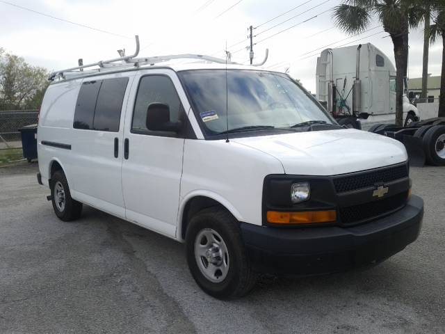 2006 Chevrolet Express Base