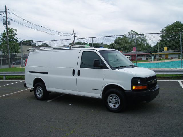 2006 Chevrolet Express Coupe 4D