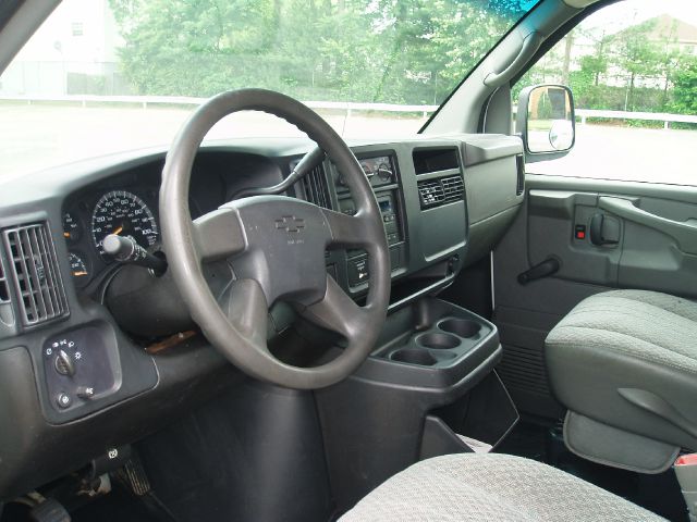 2006 Chevrolet Express Coupe 4D