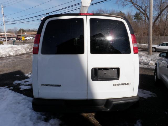 2006 Chevrolet Express Unknown