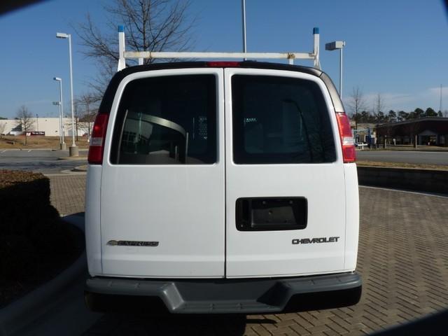 2006 Chevrolet Express Unknown