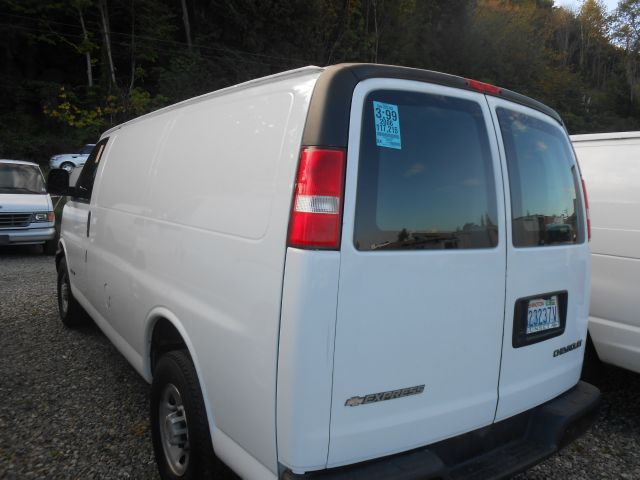 2006 Chevrolet Express Coupe 4D