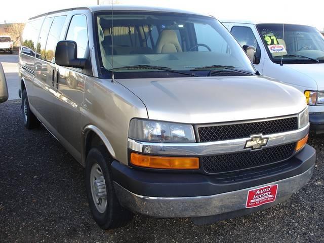 2006 Chevrolet Express Base