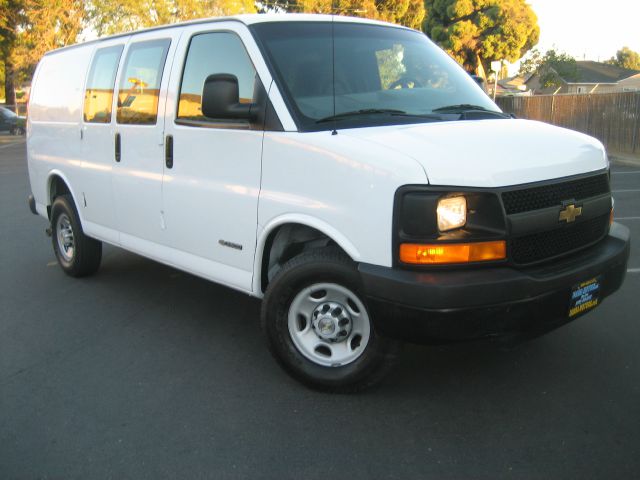 2006 Chevrolet Express REG WB