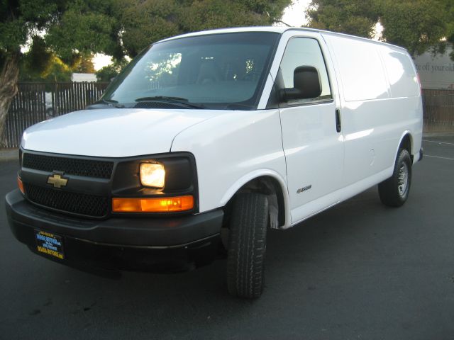 2006 Chevrolet Express REG WB