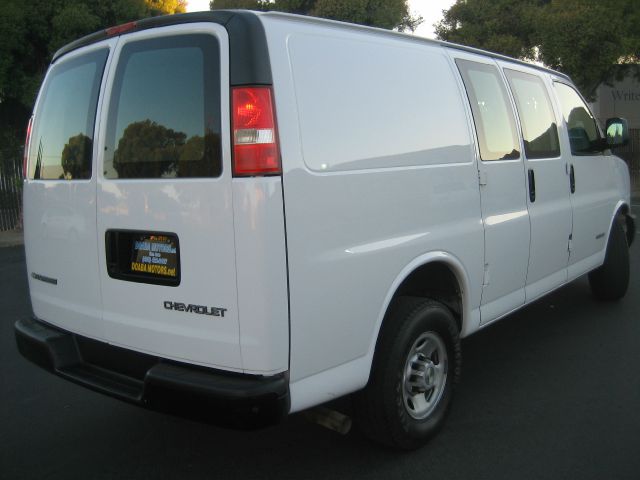 2006 Chevrolet Express REG WB