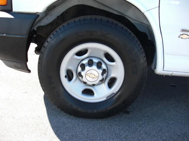 2006 Chevrolet Express Base