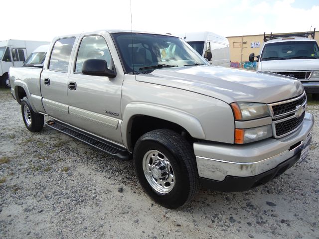 2006 Chevrolet Express 4dr Wgn Sportback LS Auto