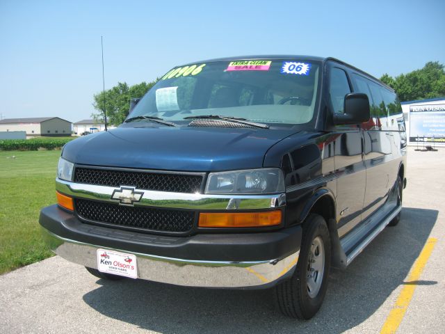 2006 Chevrolet Express Ls/5.3l/3rd ROW