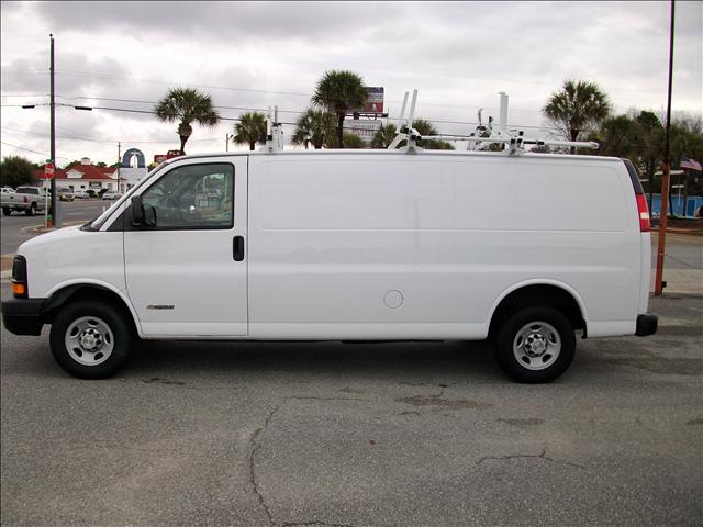 2006 Chevrolet Express Base