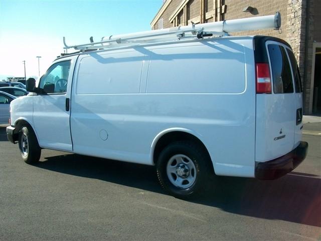 2006 Chevrolet Express Unknown