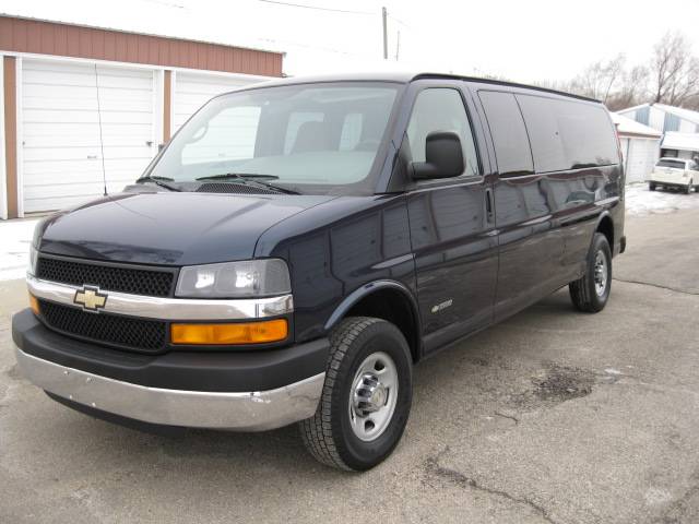 2006 Chevrolet Express Base