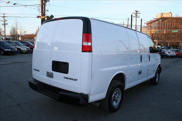 2006 Chevrolet Express Coupe 4D