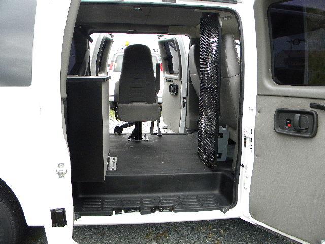 2006 Chevrolet Express Base