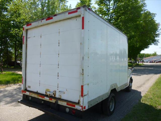 2006 Chevrolet Express Club Cab 155 WB HD 4WD