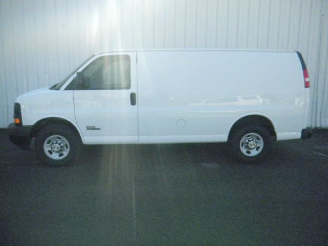 2006 Chevrolet Express Coupe 4D