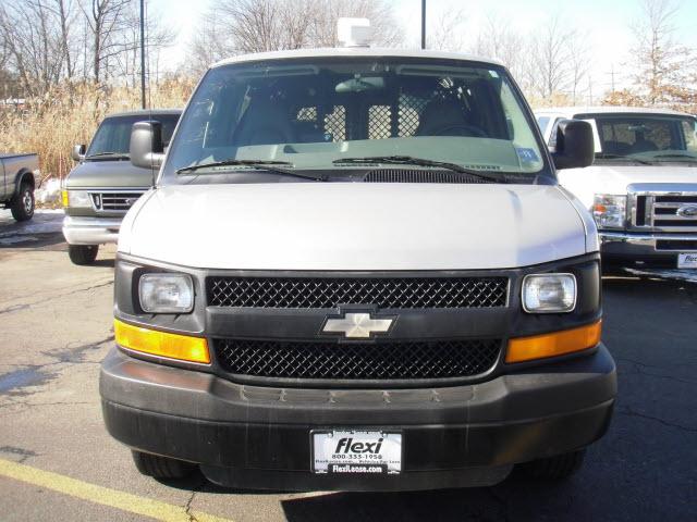 2006 Chevrolet Express Limited Sport Utility 4D