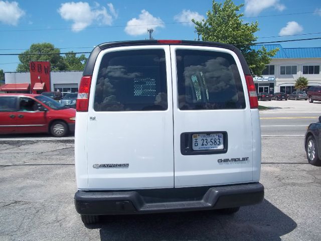 2006 Chevrolet Express REG WB