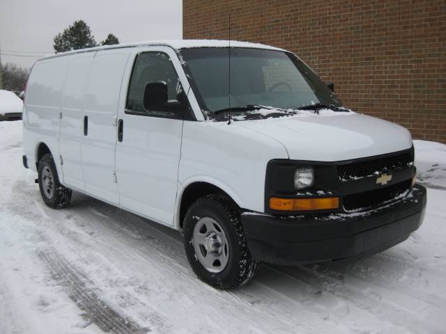 2006 Chevrolet Express Base