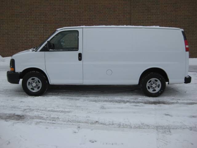 2006 Chevrolet Express Base