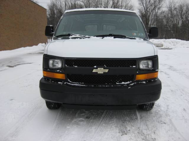 2006 Chevrolet Express Base