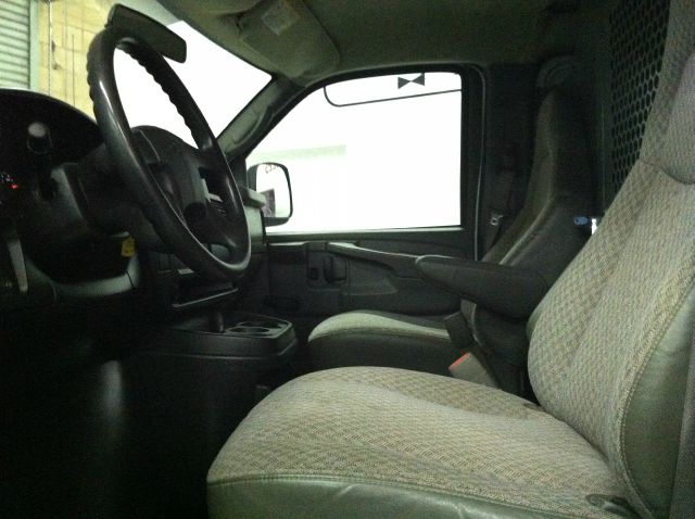 2006 Chevrolet Express Coupe 4D