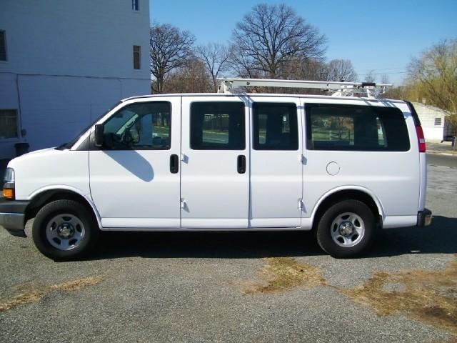 2006 Chevrolet Express Series II - 1SC