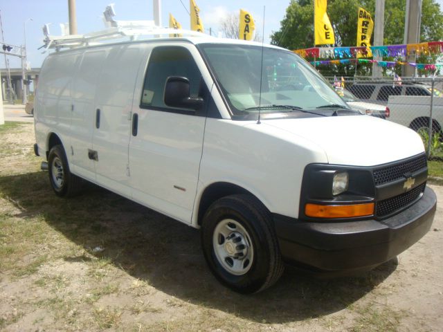 2007 Chevrolet Express STX Supercab 5.5-ft BOX 2WD