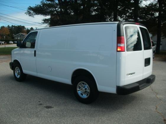 2007 Chevrolet Express Base