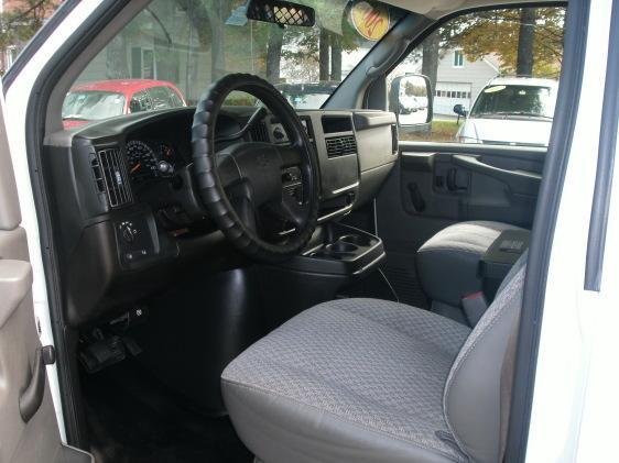 2007 Chevrolet Express Base