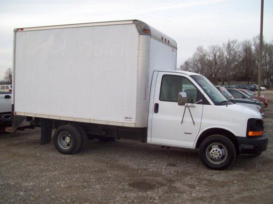 2007 Chevrolet Express Base