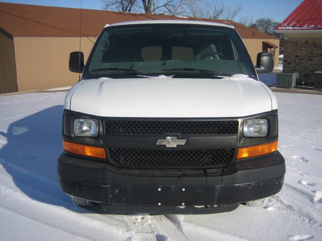 2007 Chevrolet Express Base