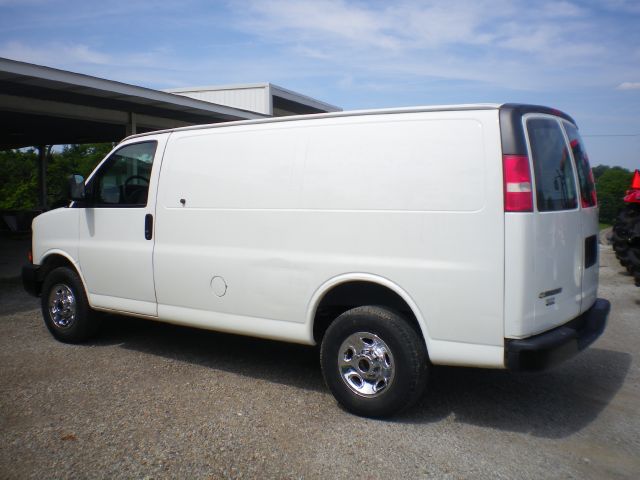 2007 Chevrolet Express Coupe 4D