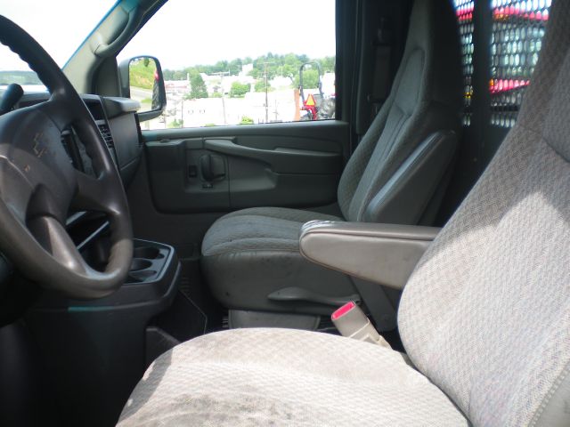 2007 Chevrolet Express Coupe 4D