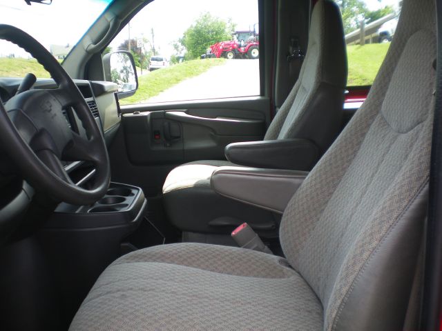 2007 Chevrolet Express Coupe 4D