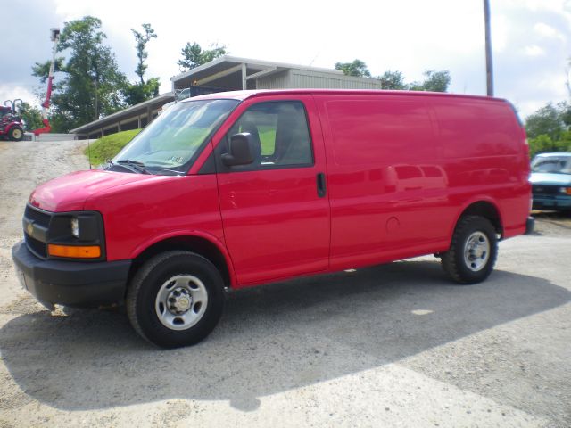 2007 Chevrolet Express Coupe 4D